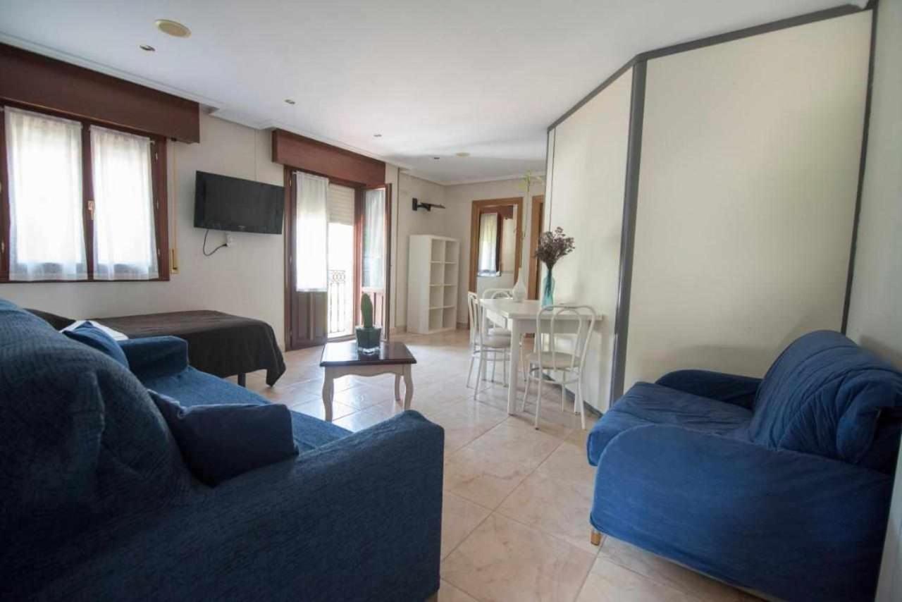 Apartamentos Mugarri Povena Bagian luar foto