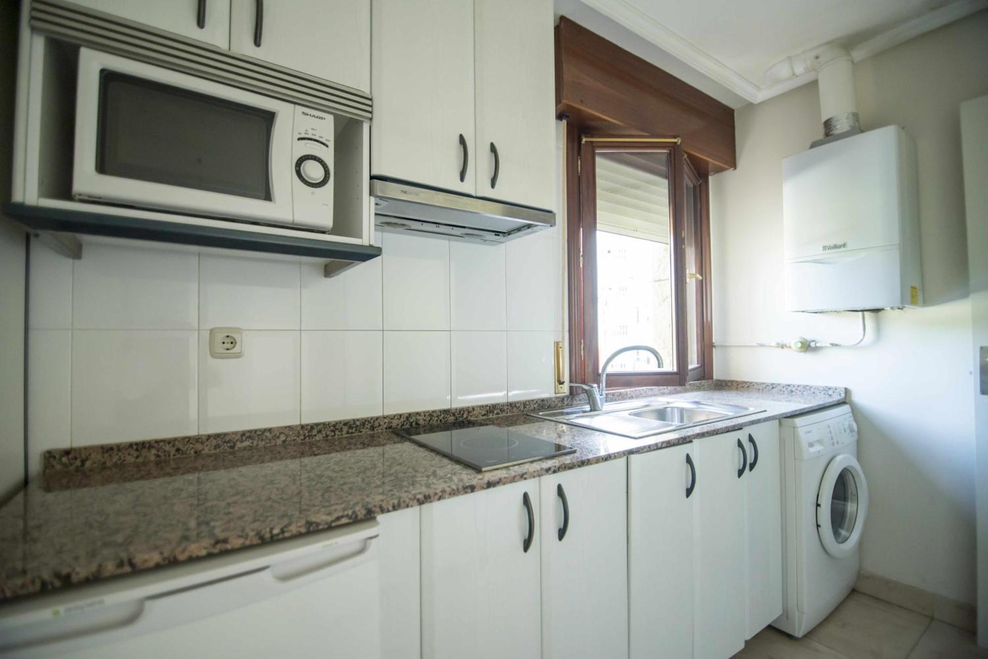 Apartamentos Mugarri Povena Bagian luar foto